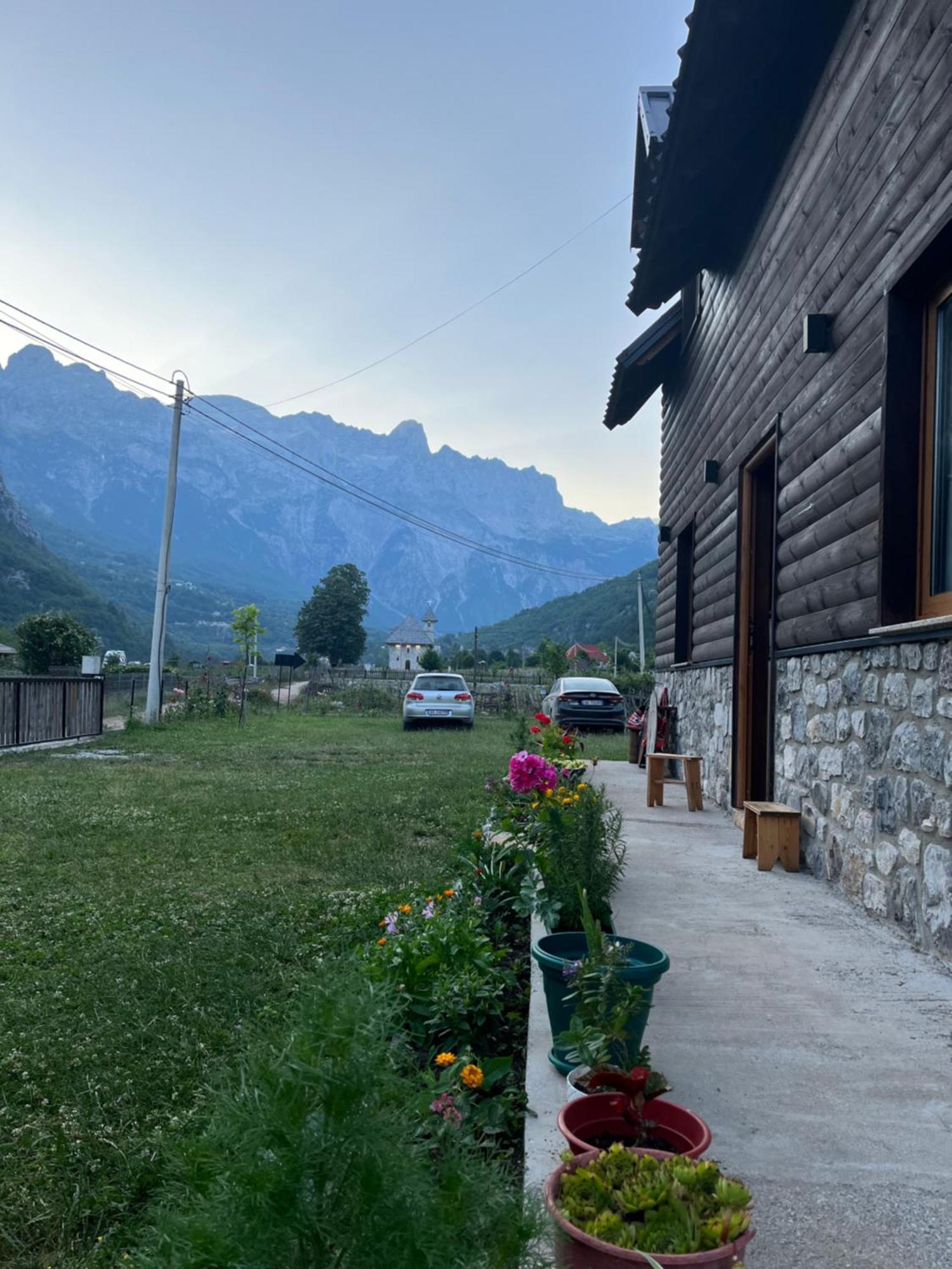 Hotel Te Sofra Theth Exterior foto
